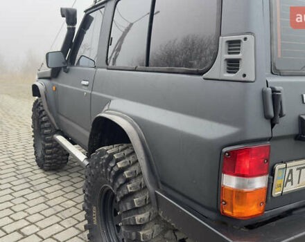 Серый Ниссан Патрол, объемом двигателя 2.8 л и пробегом 270 тыс. км за 16500 $, фото 16 на Automoto.ua