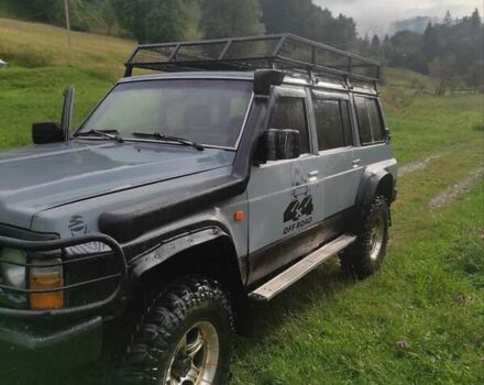Сірий Ніссан Патрол, об'ємом двигуна 2.8 л та пробігом 200 тис. км за 6200 $, фото 1 на Automoto.ua