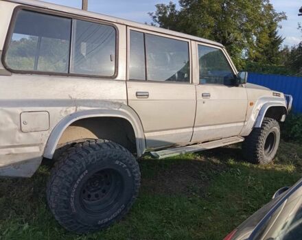 Сірий Ніссан Патрол, об'ємом двигуна 0 л та пробігом 283 тис. км за 5800 $, фото 2 на Automoto.ua