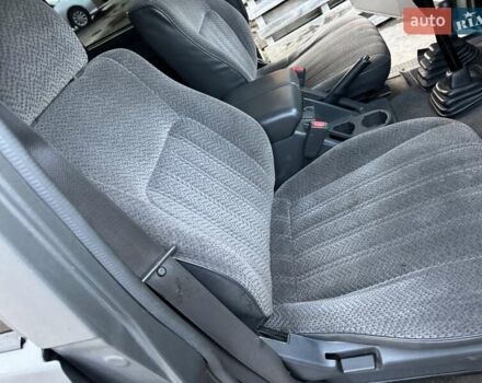 Сірий Ніссан Патрол, об'ємом двигуна 3 л та пробігом 296 тис. км за 12800 $, фото 26 на Automoto.ua