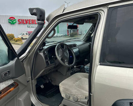 Серый Ниссан Патрол, объемом двигателя 2.95 л и пробегом 222 тыс. км за 25000 $, фото 9 на Automoto.ua