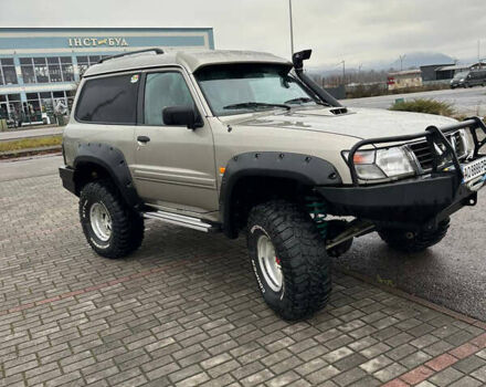 Серый Ниссан Патрол, объемом двигателя 2.95 л и пробегом 222 тыс. км за 25000 $, фото 1 на Automoto.ua