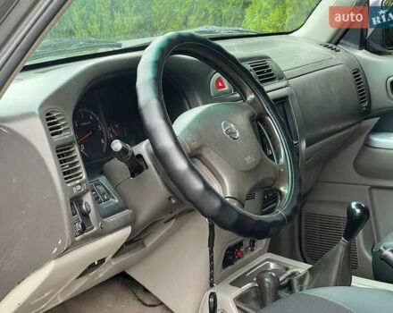 Серый Ниссан Патрол, объемом двигателя 3 л и пробегом 446 тыс. км за 15900 $, фото 8 на Automoto.ua