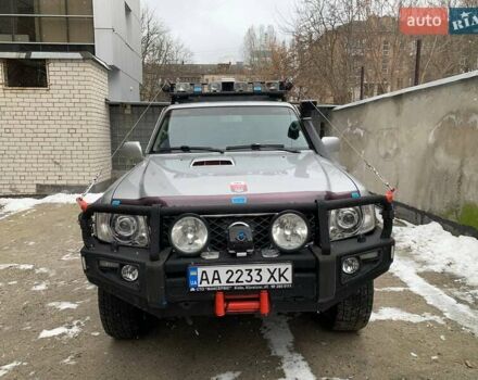 Сірий Ніссан Патрол, об'ємом двигуна 3 л та пробігом 185 тис. км за 21799 $, фото 2 на Automoto.ua
