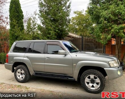 Серый Ниссан Патрол, объемом двигателя 3 л и пробегом 250 тыс. км за 20000 $, фото 2 на Automoto.ua
