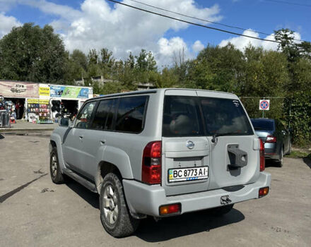Серый Ниссан Патрол, объемом двигателя 3 л и пробегом 283 тыс. км за 20000 $, фото 3 на Automoto.ua