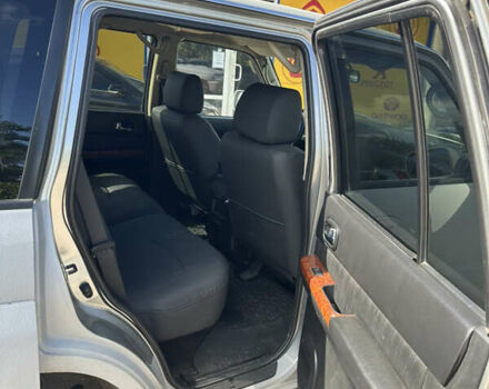 Серый Ниссан Патрол, объемом двигателя 3 л и пробегом 283 тыс. км за 20000 $, фото 11 на Automoto.ua