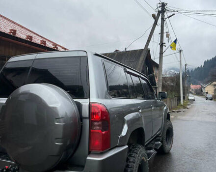 Сірий Ніссан Патрол, об'ємом двигуна 2.95 л та пробігом 283 тис. км за 30000 $, фото 17 на Automoto.ua