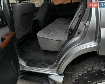 Сірий Ніссан Патрол, об'ємом двигуна 3 л та пробігом 250 тис. км за 19500 $, фото 15 на Automoto.ua