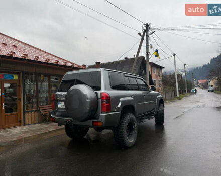 Сірий Ніссан Патрол, об'ємом двигуна 2.95 л та пробігом 283 тис. км за 30000 $, фото 3 на Automoto.ua