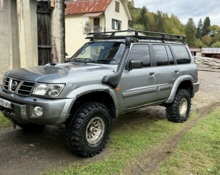 Серый Ниссан Патрол, объемом двигателя 3 л и пробегом 200 тыс. км за 9340 $, фото 14 на Automoto.ua