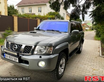 Серый Ниссан Патрол, объемом двигателя 3 л и пробегом 250 тыс. км за 20000 $, фото 6 на Automoto.ua