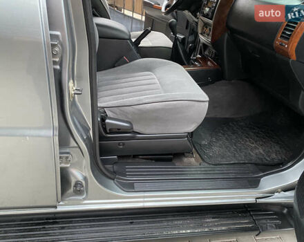 Сірий Ніссан Патрол, об'ємом двигуна 3 л та пробігом 250 тис. км за 19500 $, фото 11 на Automoto.ua