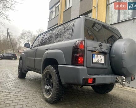 Сірий Ніссан Патрол, об'ємом двигуна 2.95 л та пробігом 323 тис. км за 16300 $, фото 3 на Automoto.ua