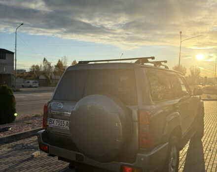 Серый Ниссан Патрол, объемом двигателя 2.95 л и пробегом 369 тыс. км за 19000 $, фото 7 на Automoto.ua