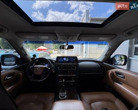 Серый Ниссан Патрол, объемом двигателя 5.6 л и пробегом 220 тыс. км за 19900 $, фото 10 на Automoto.ua