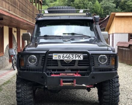 Сірий Ніссан Патрол, об'ємом двигуна 2.8 л та пробігом 240 тис. км за 10800 $, фото 1 на Automoto.ua