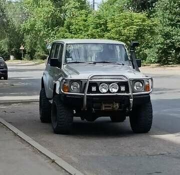 Серый Ниссан Патрол, объемом двигателя 0 л и пробегом 283 тыс. км за 4900 $, фото 1 на Automoto.ua
