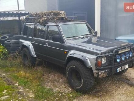 Сірий Ніссан Патрол, об'ємом двигуна 2.8 л та пробігом 300 тис. км за 12000 $, фото 1 на Automoto.ua