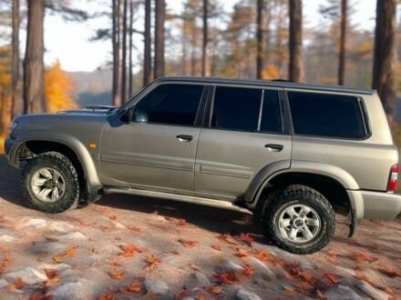 Сірий Ніссан Патрол, об'ємом двигуна 3 л та пробігом 170 тис. км за 8999 $, фото 1 на Automoto.ua