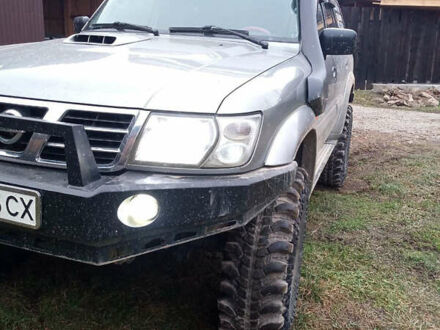 Серый Ниссан Патрол, объемом двигателя 3 л и пробегом 340 тыс. км за 15500 $, фото 1 на Automoto.ua