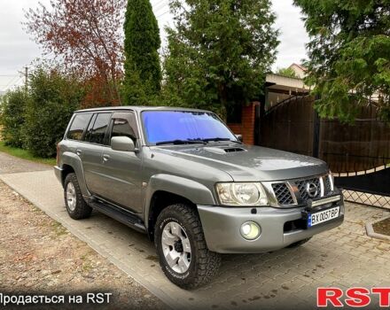 Сірий Ніссан Патрол, об'ємом двигуна 3 л та пробігом 250 тис. км за 20000 $, фото 1 на Automoto.ua