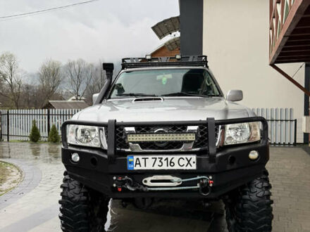 Ниссан Патрол 2005 в Ивано-Франковске на Automoto.ua Серый Ниссан Патрол, объемом двигателя 3 л и пробегом 271 тыс. км за 22500 $, фото 1 на Automoto.ua