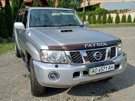Ниссан Патрол 2006 в Рахове на Automoto.ua Серый Ниссан Патрол, объемом двигателя 3 л и пробегом 170 тыс. км за 18500 $, фото 1 на Automoto.ua
