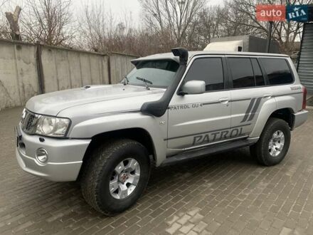 Ниссан Патрол 2008 в Ровно на Automoto.ua Серый Ниссан Патрол, объемом двигателя 2.95 л и пробегом 204 тыс. км за 22800 $, фото 1 на Automoto.ua