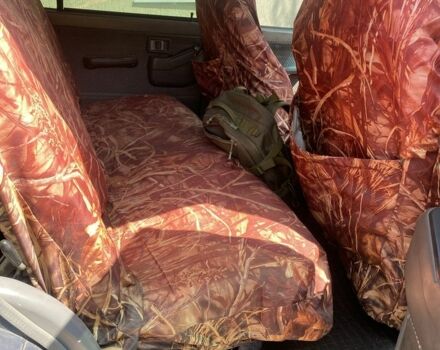 Синий Ниссан Патрол, объемом двигателя 2.8 л и пробегом 221 тыс. км за 2500 $, фото 3 на Automoto.ua