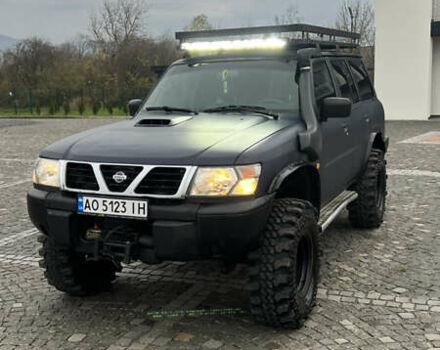 Синий Ниссан Патрол, объемом двигателя 2.83 л и пробегом 290 тыс. км за 14500 $, фото 1 на Automoto.ua