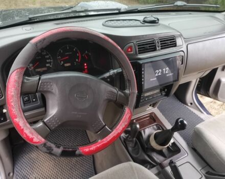 Синий Ниссан Патрол, объемом двигателя 3 л и пробегом 200 тыс. км за 8285 $, фото 10 на Automoto.ua