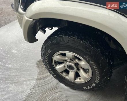 Синий Ниссан Патрол, объемом двигателя 3 л и пробегом 390 тыс. км за 12500 $, фото 4 на Automoto.ua