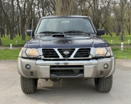 Синий Ниссан Патрол, объемом двигателя 3 л и пробегом 312 тыс. км за 10550 $, фото 10 на Automoto.ua