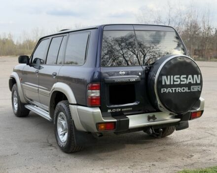 Синий Ниссан Патрол, объемом двигателя 3 л и пробегом 312 тыс. км за 10550 $, фото 4 на Automoto.ua