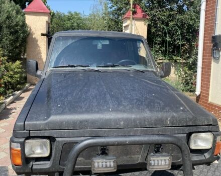 Синий Ниссан Патрол, объемом двигателя 2.8 л и пробегом 221 тыс. км за 2500 $, фото 1 на Automoto.ua