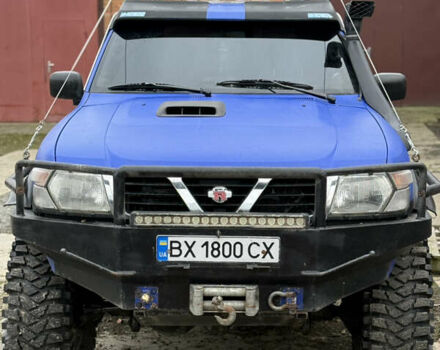 Синий Ниссан Патрол, объемом двигателя 2.5 л и пробегом 136 тыс. км за 29000 $, фото 1 на Automoto.ua