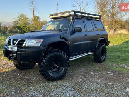 Синій Ніссан Патрол, об'ємом двигуна 2.8 л та пробігом 248 тис. км за 13500 $, фото 1 на Automoto.ua