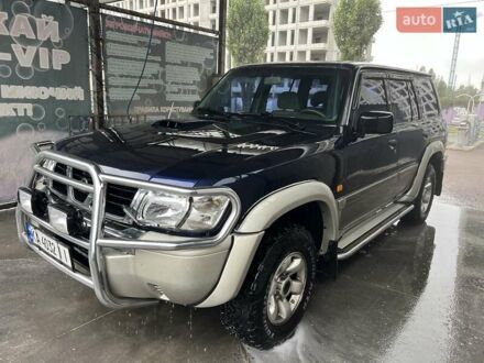 Синий Ниссан Патрол, объемом двигателя 3 л и пробегом 390 тыс. км за 12500 $, фото 1 на Automoto.ua