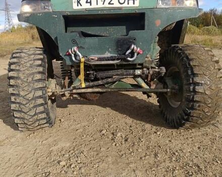 Зеленый Ниссан Патрол, объемом двигателя 3.3 л и пробегом 250 тыс. км за 4750 $, фото 6 на Automoto.ua