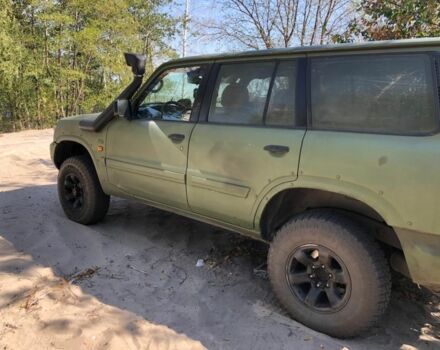 Зеленый Ниссан Патрол, объемом двигателя 2.8 л и пробегом 200 тыс. км за 11000 $, фото 4 на Automoto.ua