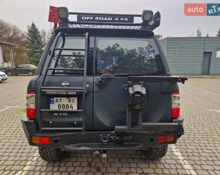 Зелений Ніссан Патрол, об'ємом двигуна 2.8 л та пробігом 198 тис. км за 19999 $, фото 11 на Automoto.ua