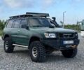 Зелений Ніссан Патрол, об'ємом двигуна 4.5 л та пробігом 150 тис. км за 19700 $, фото 1 на Automoto.ua