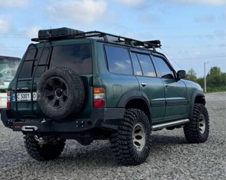 Зелений Ніссан Патрол, об'ємом двигуна 4.5 л та пробігом 150 тис. км за 19700 $, фото 3 на Automoto.ua