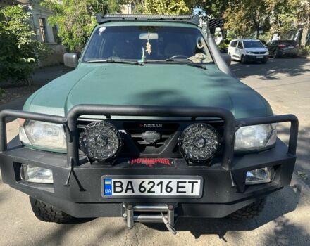 Зеленый Ниссан Патрол, объемом двигателя 4.2 л и пробегом 427 тыс. км за 35000 $, фото 14 на Automoto.ua