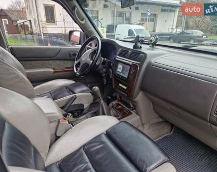 Зелений Ніссан Патрол, об'ємом двигуна 2.8 л та пробігом 198 тис. км за 19999 $, фото 22 на Automoto.ua