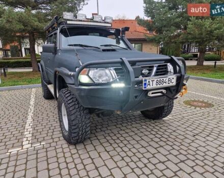 Зелений Ніссан Патрол, об'ємом двигуна 2.8 л та пробігом 198 тис. км за 19999 $, фото 3 на Automoto.ua