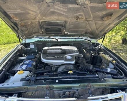 Зелений Ніссан Патрол, об'ємом двигуна 3 л та пробігом 235 тис. км за 17300 $, фото 2 на Automoto.ua