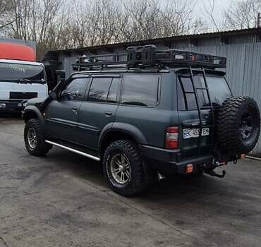 Зеленый Ниссан Патрол, объемом двигателя 2.95 л и пробегом 350 тыс. км за 27900 $, фото 1 на Automoto.ua