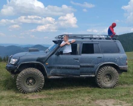 Зеленый Ниссан Патрол, объемом двигателя 2.83 л и пробегом 300 тыс. км за 23000 $, фото 3 на Automoto.ua